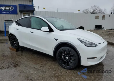 2020 Tesla Model Y из США, поврежденный, VIN 5YJYGDEE8LF032873